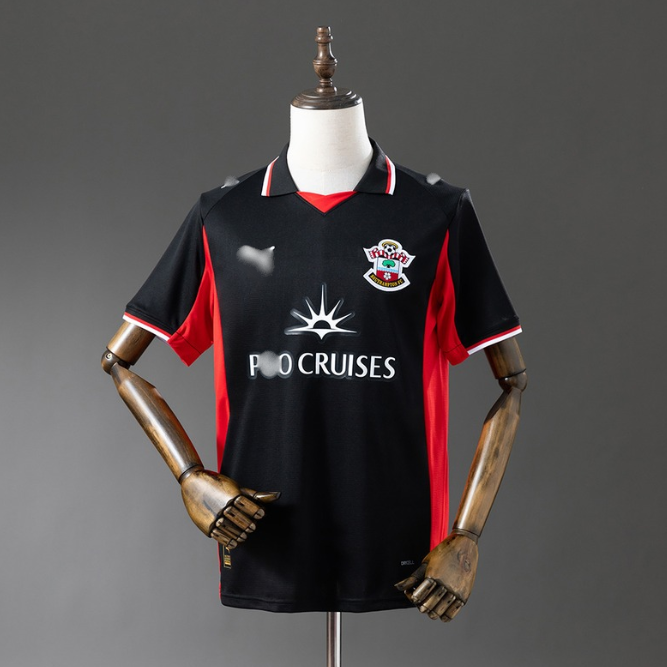 Σαουθάμπτον 3 Custom 2026
