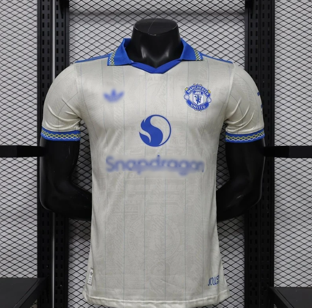 Γιουναιντεντ 5 Custom 2026/27