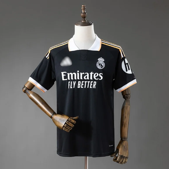 Μαδρίτη Custom Edition 2026/27