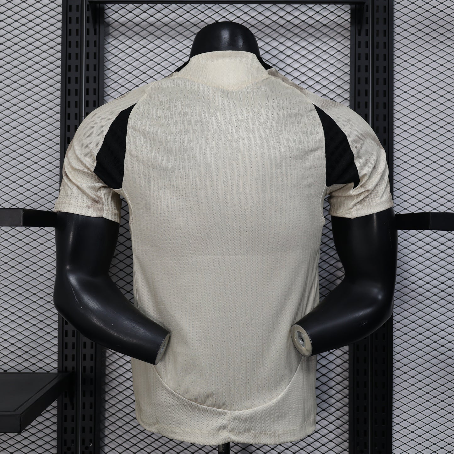 ⚪️ Φανέλα RB Leipzig Away Urban Charge Editio