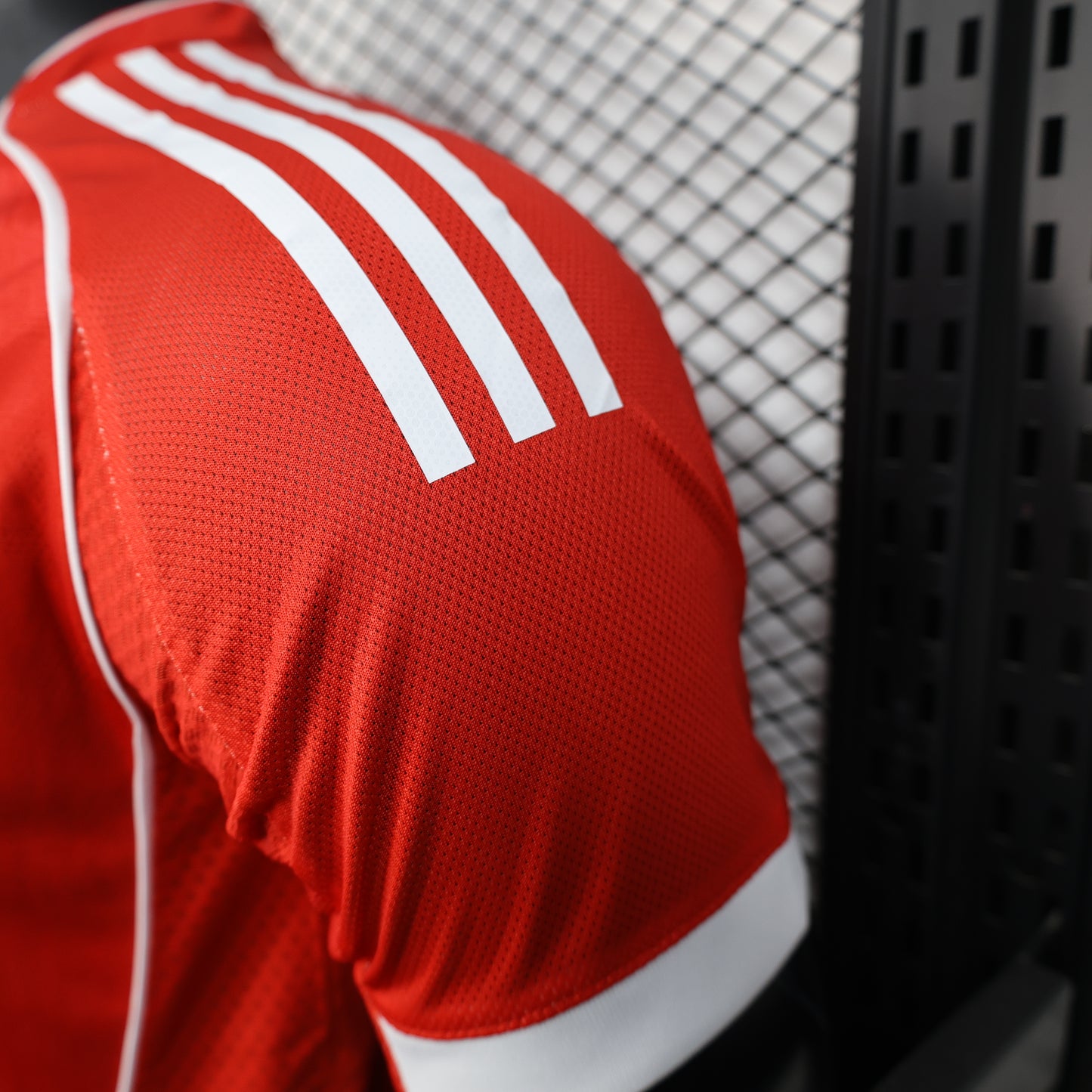 🔴 Φανέλα Bayern Munich Home 2025 Soundwave Red Editio