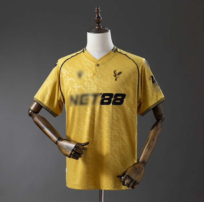 Κρίσταλ Πάλλας 3 Custom 2026