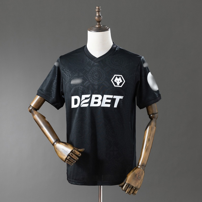 Γούλβς 2 Custom 2026