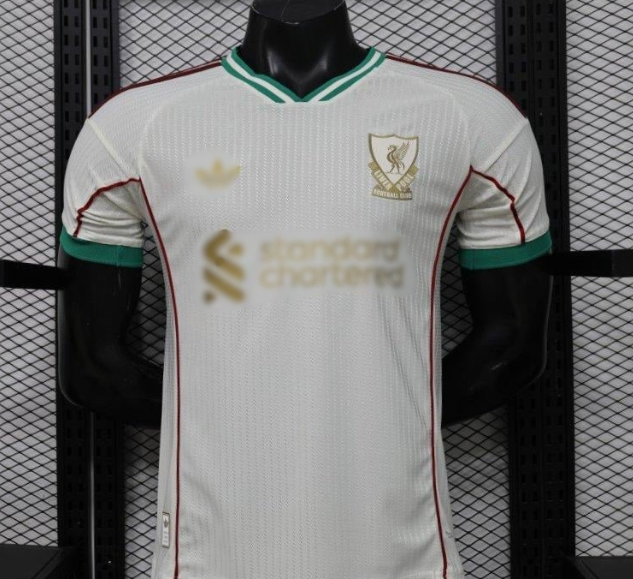 ΛίβερΠουλ 4 Custom 2026/27