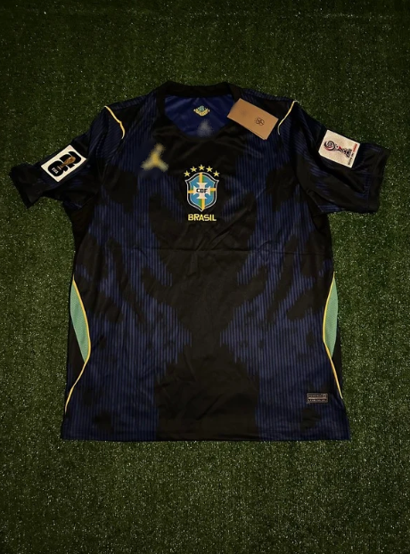 Βραζιλία Εκτός +Patch Mundial 2026 Custom
