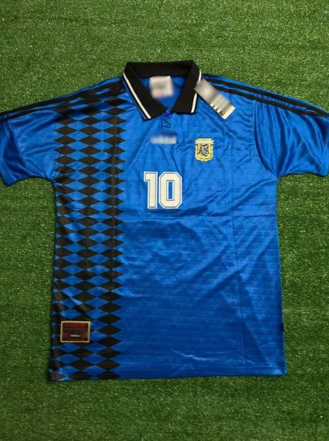 Ρετρό Αργεντινή 1996 ( MARADONA 10 ) Custom🔵