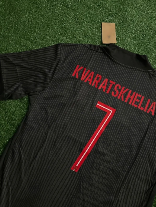 (KVARATSKHELIA 7) Παρί Σεν Ζερμέν Custom