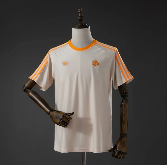 Μπάγερν Casual Edition 2026/27 Custom