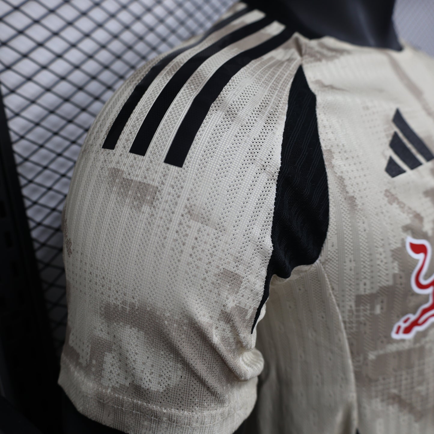 ⚪️ Φανέλα RB Leipzig Away Urban Charge Editio
