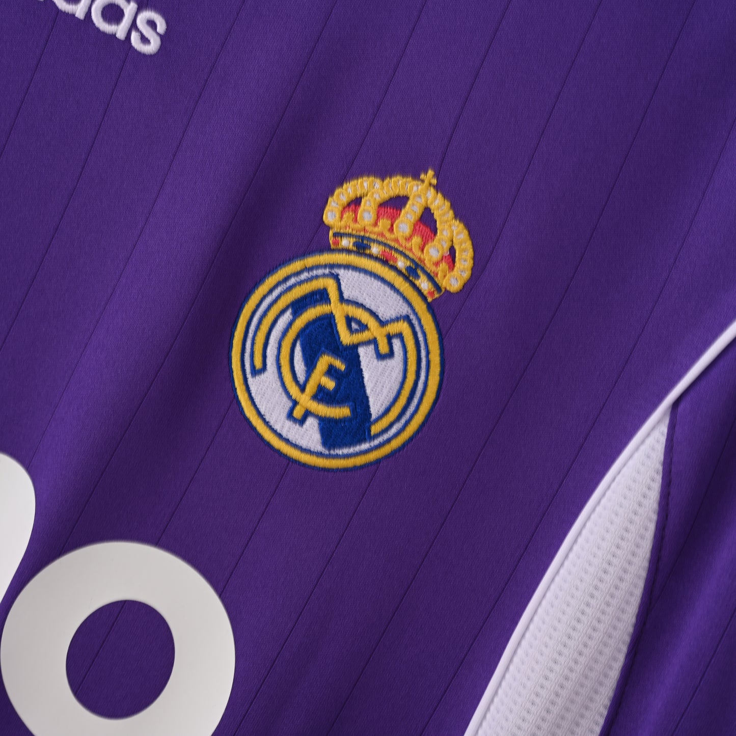 👑Φανέλα Real Madrid 06/07 – Retro Purple Edition