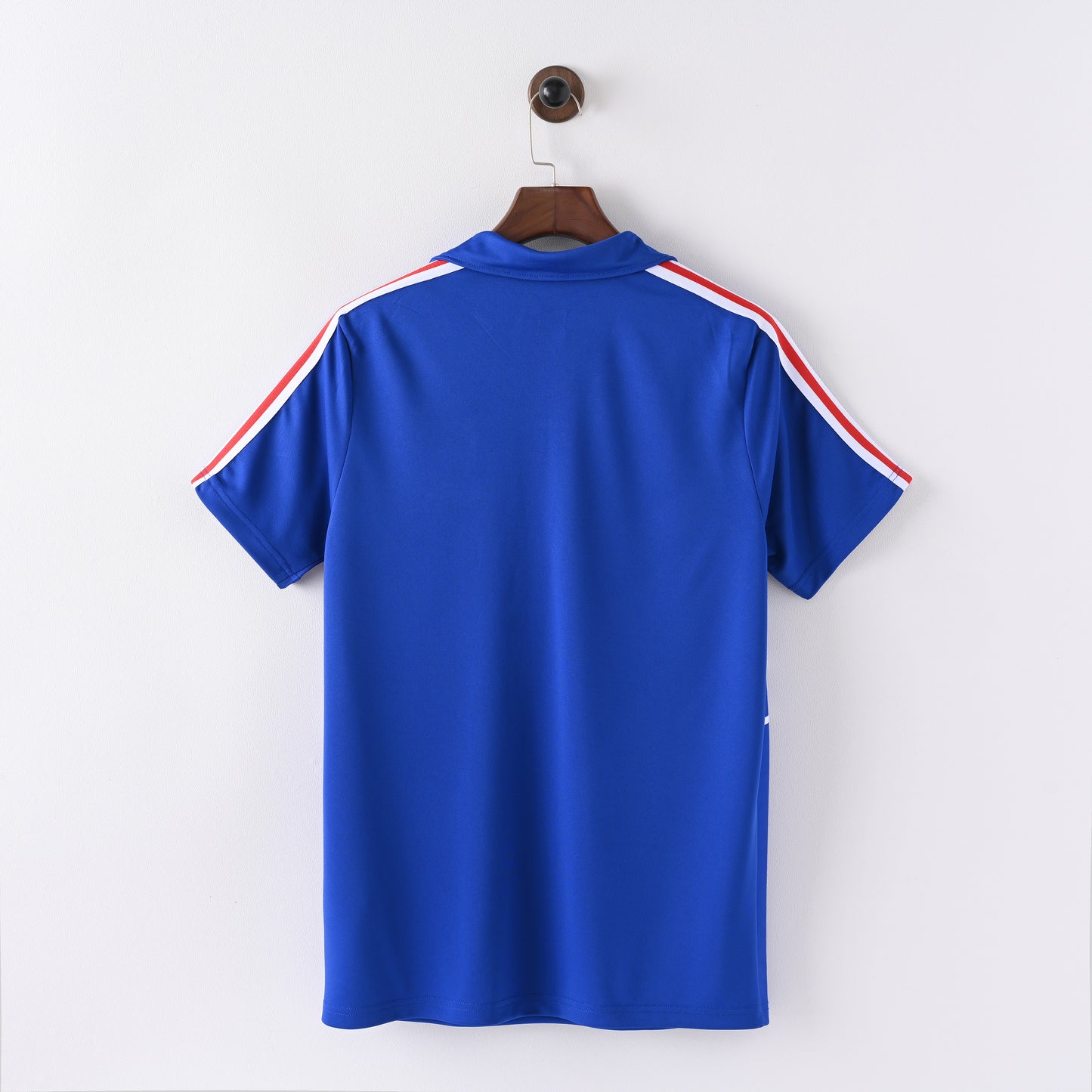 🔵⚪🔴Φανέλα France 1984 Retro Jersey – Platini’s Triumph